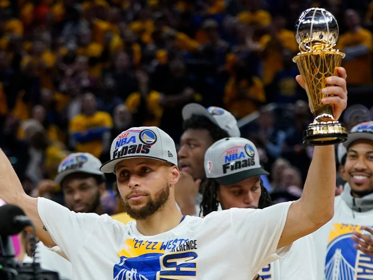Magic Johnson says Stephen Curry should win 2022 Finals MVP