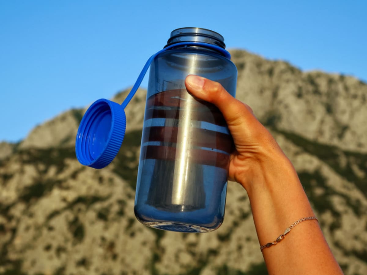 The 8 Best Water Bottles of 2023
