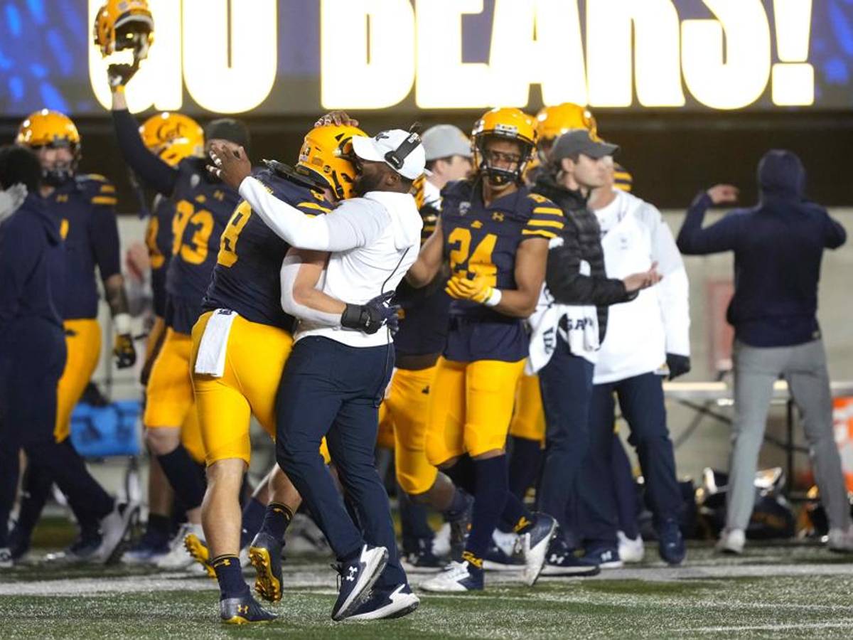Cal Still Has a Teeny-Weeny Chance to Play in a Bowl Game - Sports  Illustrated Cal Bears News, Analysis and More