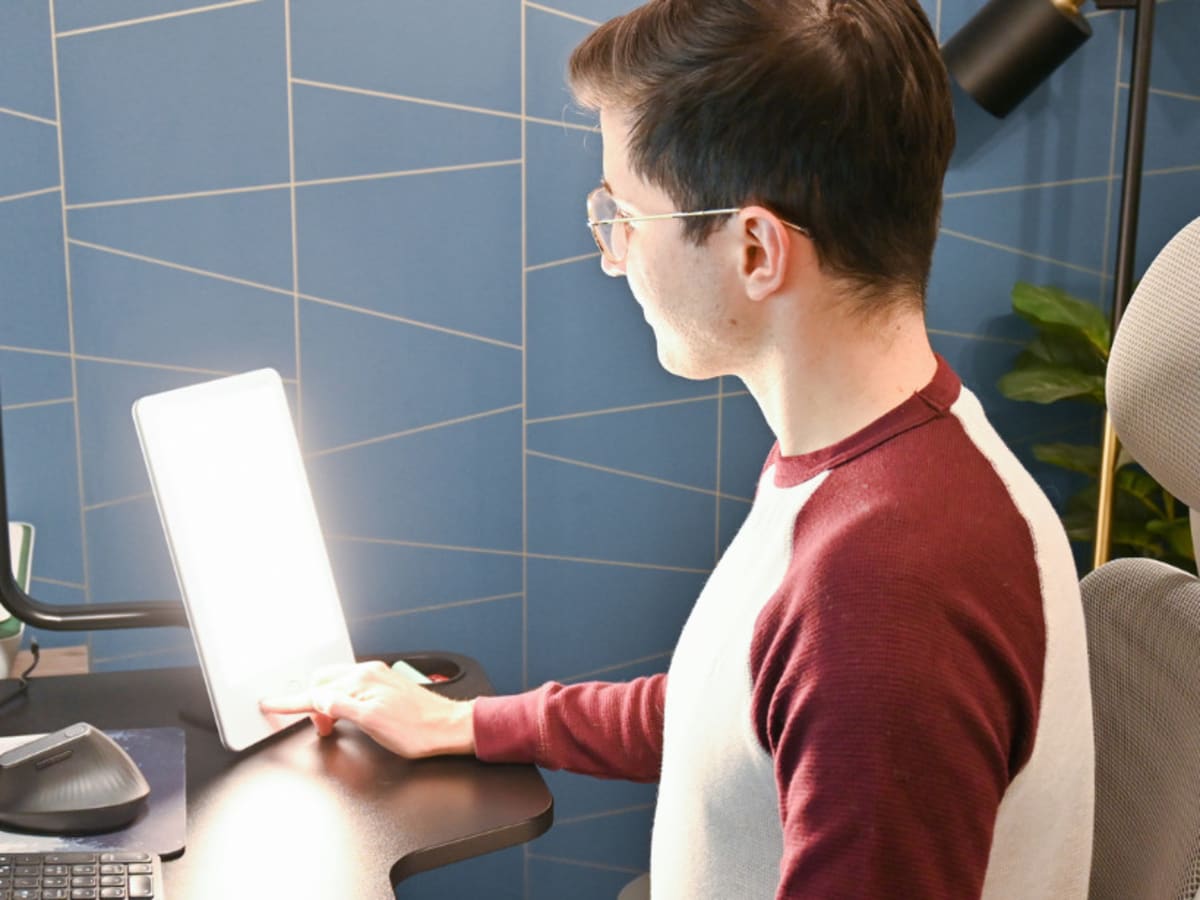 The 3 Best Light Therapy Lamps of 2024