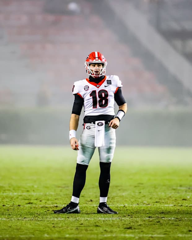 Georgia Football Running Back James Cook Out For Peach Bowl After Father S Death Sports Illustrated Georgia Bulldogs News Analysis And More