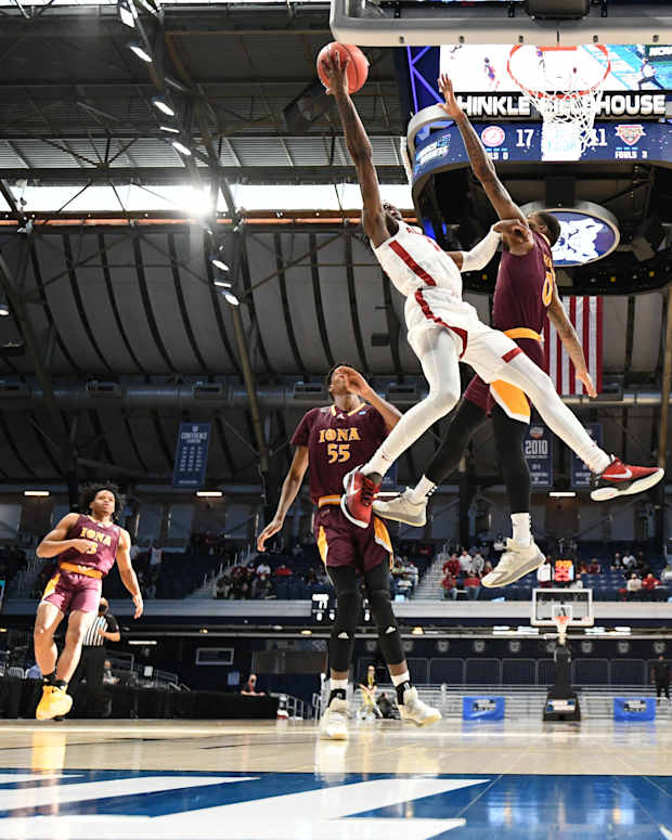 Alabama vs Iona at the NCAA tournament, March 20, 2021