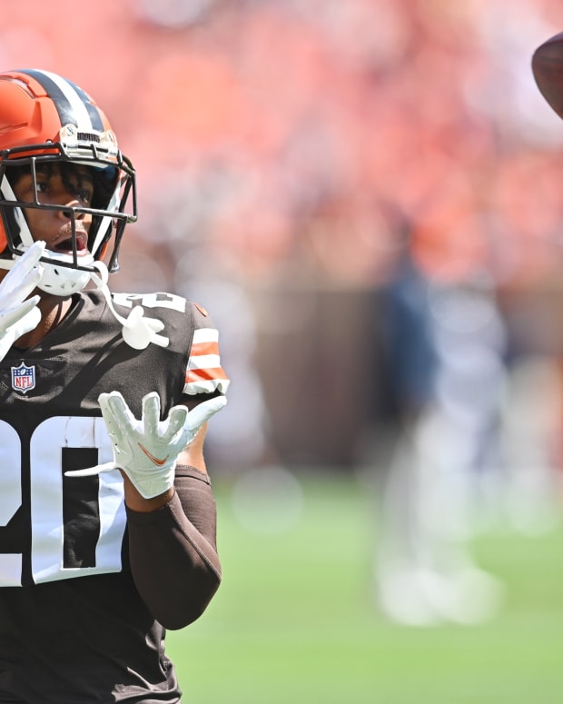 Sep 19, 2021; Cleveland, Ohio, USA; Cleveland Browns cornerback Greg Newsome II (20) warms up before the game between the Cleveland Browns and the Houston Texans at FirstEnergy Stadium. Mandatory Credit: Ken Blaze-USA TODAY Sports