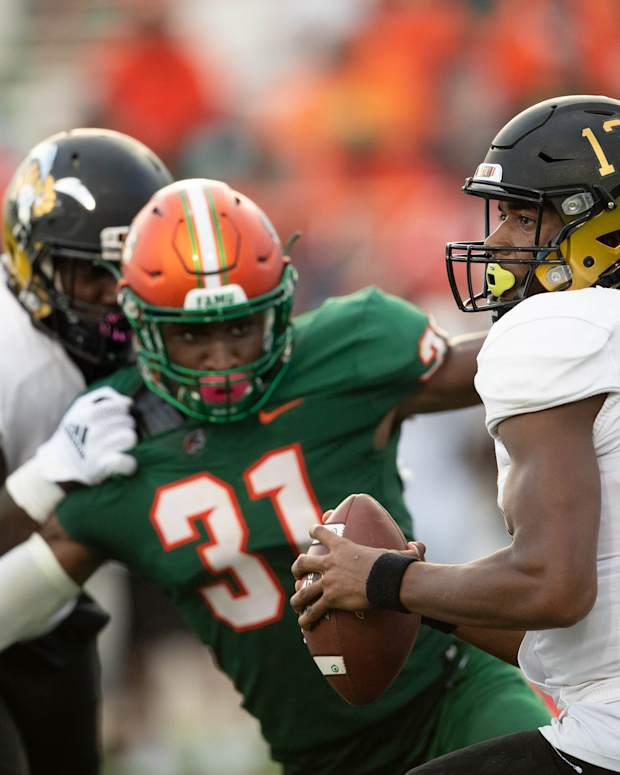 Florida A&M Rattlers linebacker Isaiah Land