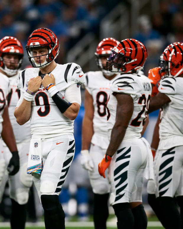 Cincinnati Bengals quarterback Joe Burrow (9) looks toward the sideline during a TV timeout in the second quarter of the NFL Week 6 game between the Detroit Lions and the Cincinnati Bengals at Ford Field in Detroit on Sunday, Oct. 17, 2021. The Bengals led 10-0 at halftime. Cincinnati Bengals At Detroit Lions Week 6
