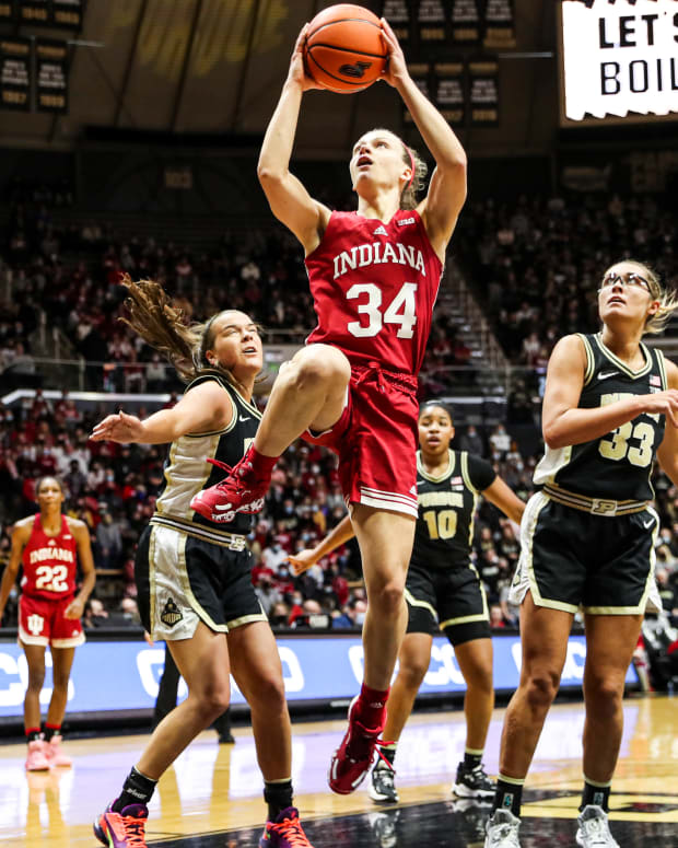 Grace Berger goes in for the layup at Mackey Arena.