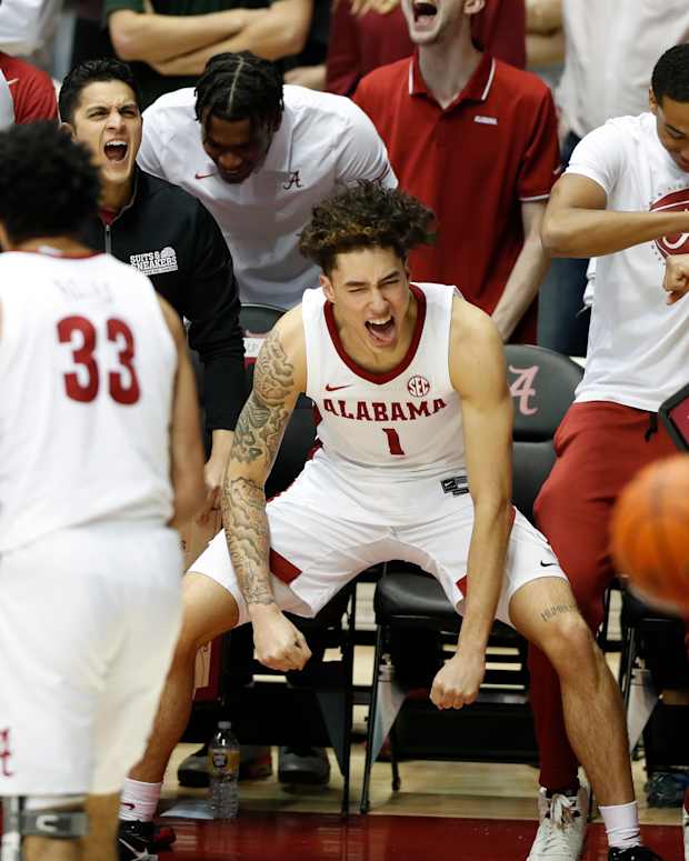 012922_MBB_HoltJu_Baylor_6455