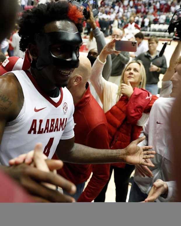 Juwan Gary masked up post Baylor game