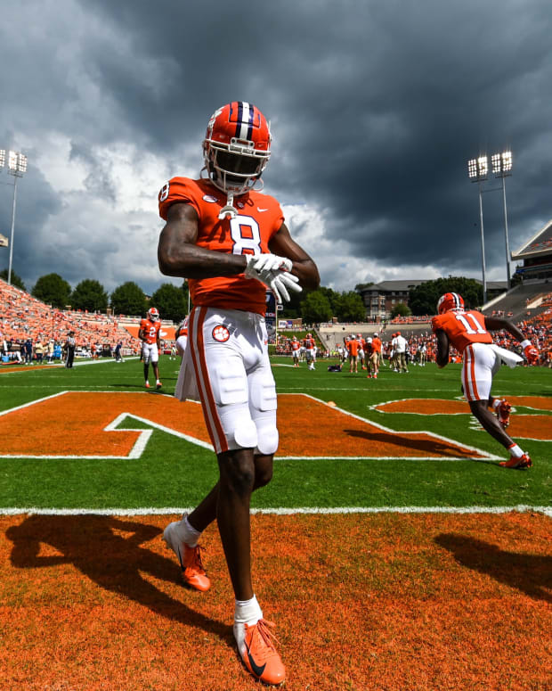Sep 18, 2021; Clemson, South Carolina, USA; Clemson Tigers wide receiver Justyn Ross (8) prior to the game against the Georgia Tech Yellow Jackets at Memorial Stadium. Mandatory Credit: Adam Hagy-USA TODAY Sports