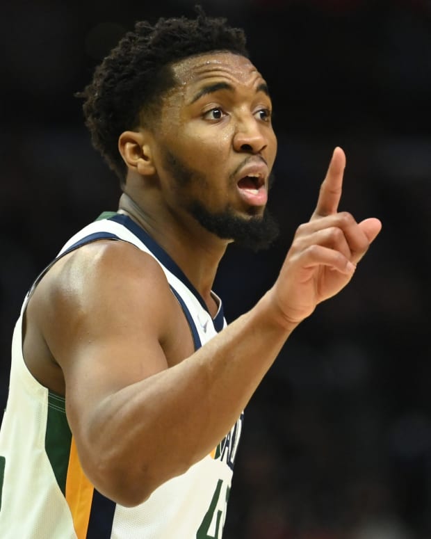 Utah Jazz guard Donovan Mitchell (45) calls a play in the second half of the game against the Los Angeles Clippers at Crypto.com Arena.