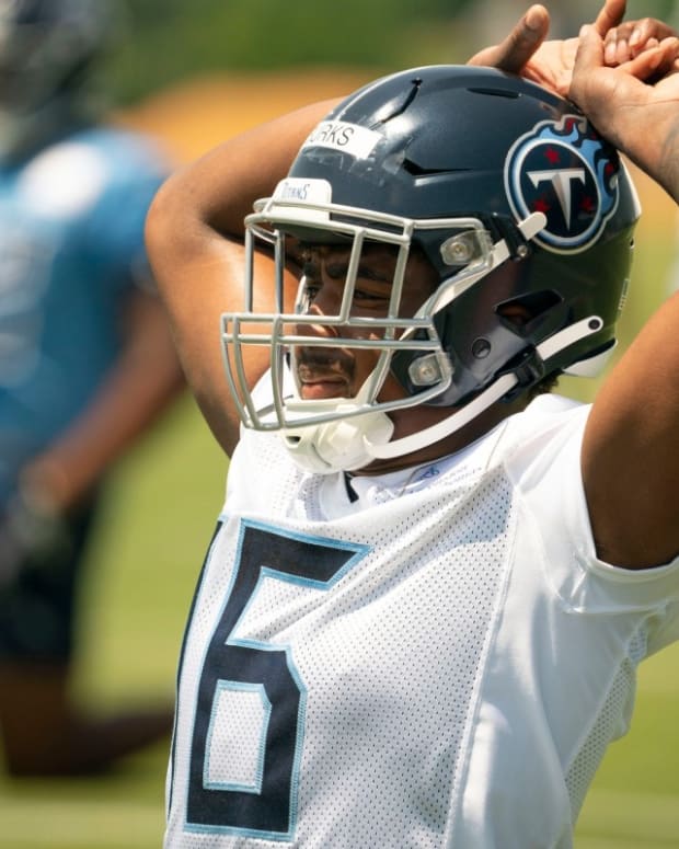 Tennessee Titans wide receiver Treylon Burks (16) stretches during a Rookie Mini-Camp practice at Saint Thomas Sports Park Friday, May 13, 2022, in Nashville, Tenn.