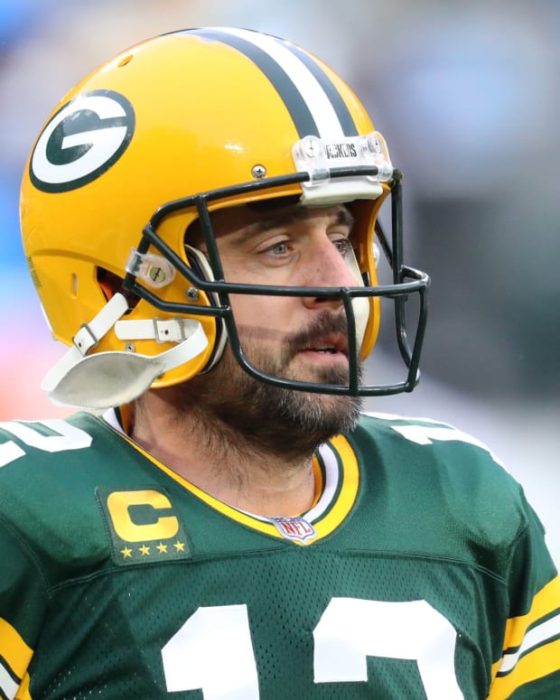 Aaron Rodgers� MediaExposure Train Rolls On With Hawaii