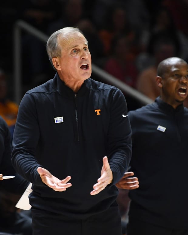Tennessee basketball coach Rick Barnes and assistant coache Rod Clark, left, and associate head coach Justin Gainey during the NCAA college basketball game against Georgia on Wednesday, January 24, 2023 in Knoxville, Tenn. Gvx Ut Hoops Georgia