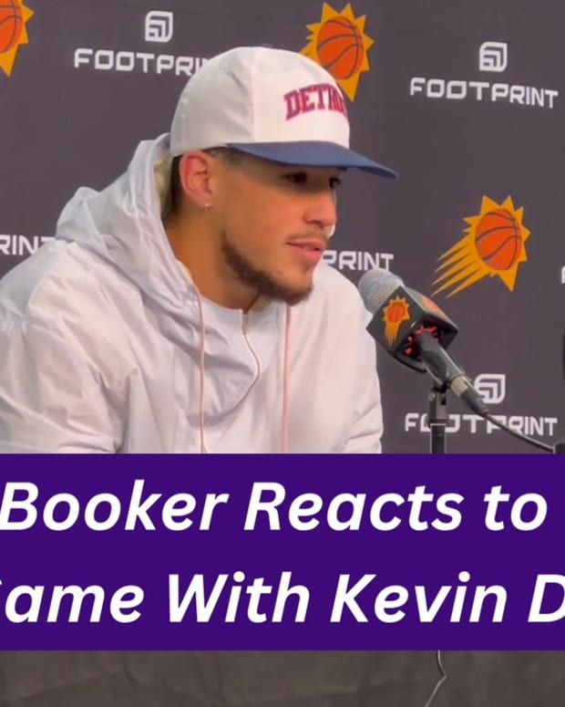 Devin Booker Reacts to Kevin Durant's Home Debut
