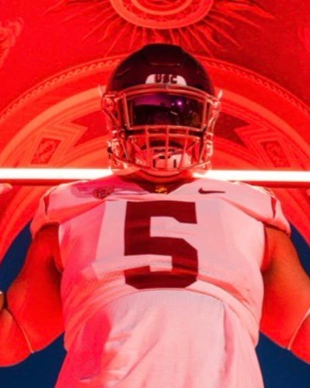 Amos Talalele flips from Cal to USC