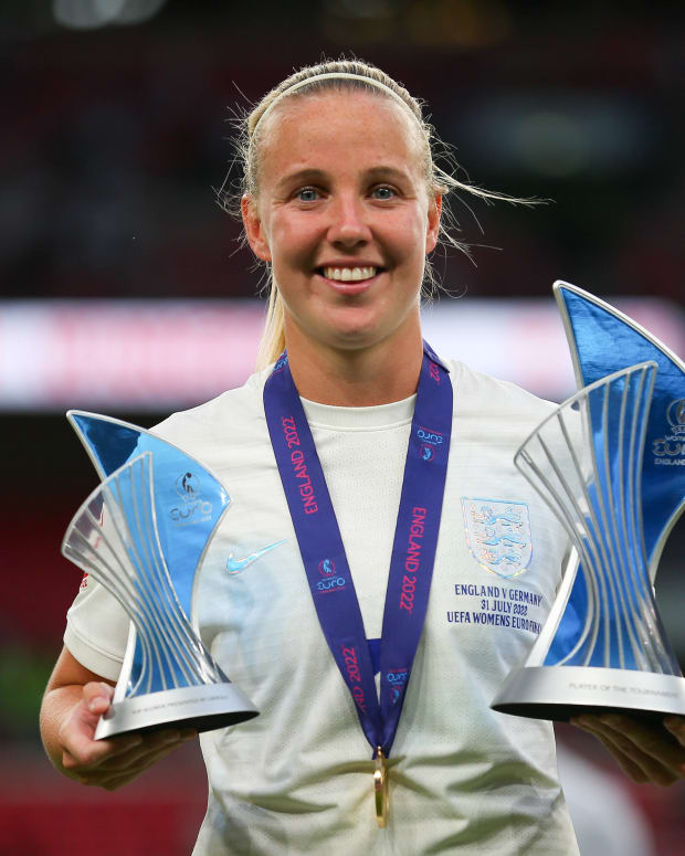 Beth Mead pictured with two trophies after winning the Golden Boot and Player of the Tournament award at UEFA Women's Euro 2022
