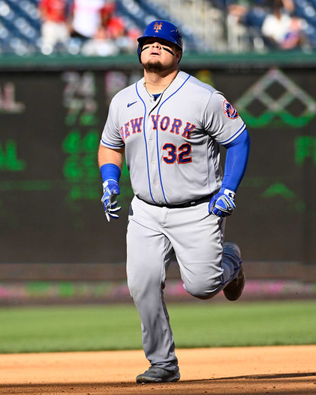 Aug 3, 2022; Washington, District of Columbia, USA; New York Mets designated hitter Daniel Vogelbach (32) rounds the bases after hitting a grand slam against the Washington Nationals during the fifth inning at Nationals Park.