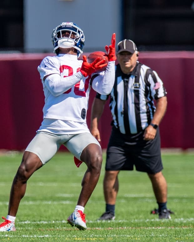 Jul 27, 2022; East Rutherford, NJ, USA; New York Giants defensive back Darnay Holmes (30) practices a drill during training camp at Quest Diagnostics Training Facility.