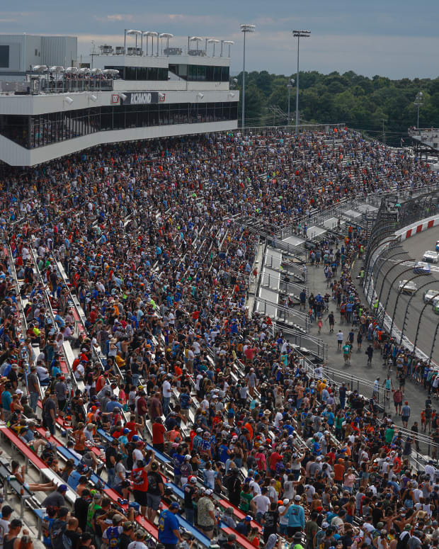 Now that's what I'm talkin' about: a great crowd was on hand for Sunday's NASCAR Cup race at Richmond Raceway. Photo courtesy NASCAR.