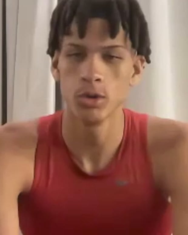 Hogs' El Ellis, Trevon Brazile After Big Win Sports Illustrated All