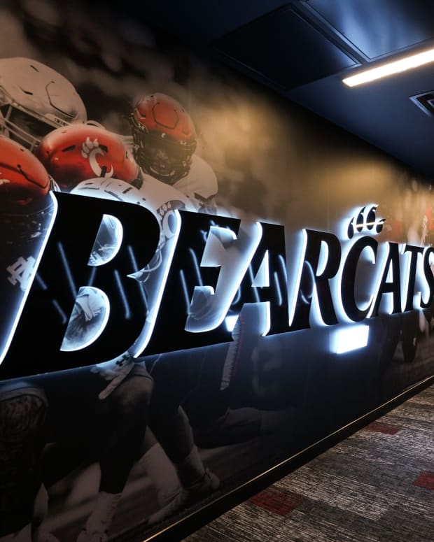 Renovations for the new University of Cincinnati Bearcats' football locker room are wrapping up. The new locker room will feature an additional 2,000 square feet of space with 120 custom lockers with individual names and number locks, a light up \"hype\" tunnel, sound system, \"fuel station,\" a ventilation system for clean smells and much more.