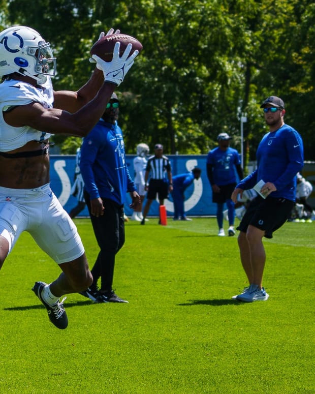 Indianapolis Colts wide receiver Mike Strachan (17) catches a ball near the sideline Thursday, Aug. 18, 2022, during a joint training camp with the Detroit Lions at the Grand Park Sports Campus in Westfield, Indiana. Colts Lions Training Camp Photos 2022