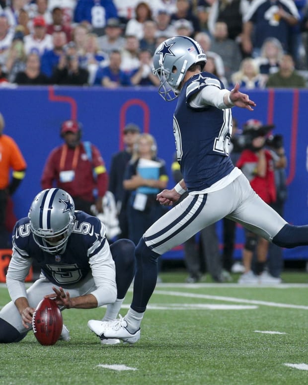 Sep 26, 2022; East Rutherford, New Jersey, USA; Dallas Cowboys place kicker Brett Maher (19) kicks during the first quarter against the New York Giants at MetLife Stadium.