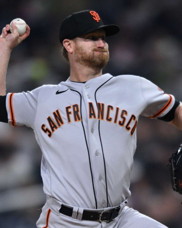 SF Giants starting pitcher Alex Cobb throws a pitch against the San Diego Padres on October 4th, 2022.