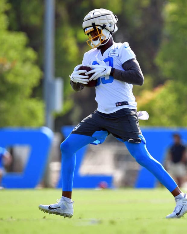 DownloadImageAdd ToLightboxPrintPreviewHeadline:NFL: Los Angeles Chargers Training CampCaption:Jul 28, 2022; Costa Mesa, CA, USA; Los Angeles Chargers wide receiver Donald Parham (89) during training camp at Jack Hammett Sports Complex. Mandatory Credit: Gary A. Vasquez-USA TODAY Sports