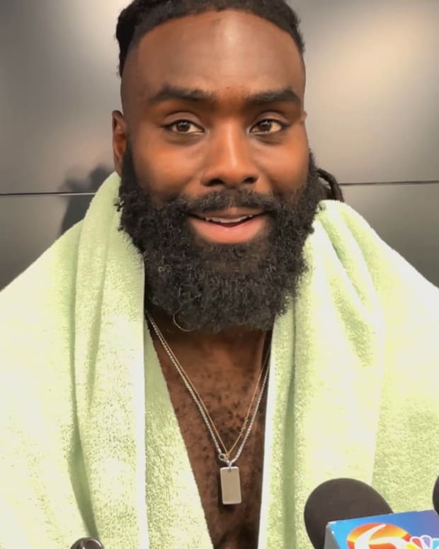 Demario Davis End of Season Locker Room Interview Sports Illustrated