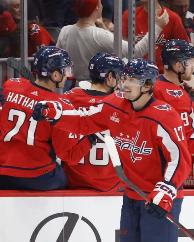 Nov 7, 2022; Washington, District of Columbia, USA; Washington Capitals center Dylan Strome (17) celebrates with teammates after scoring a goal against the Edmonton Oilers in the second period at Capital One Arena. Mandatory Credit: Geoff Burke-USA TODAY Sports
