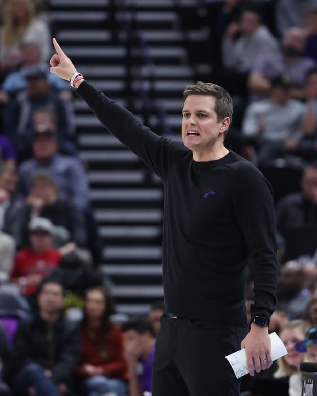 Utah Jazz head coach Will Hardy shouts instructions to his team in a game against the Phoenix Suns during the third quarter at Vivint Arena.