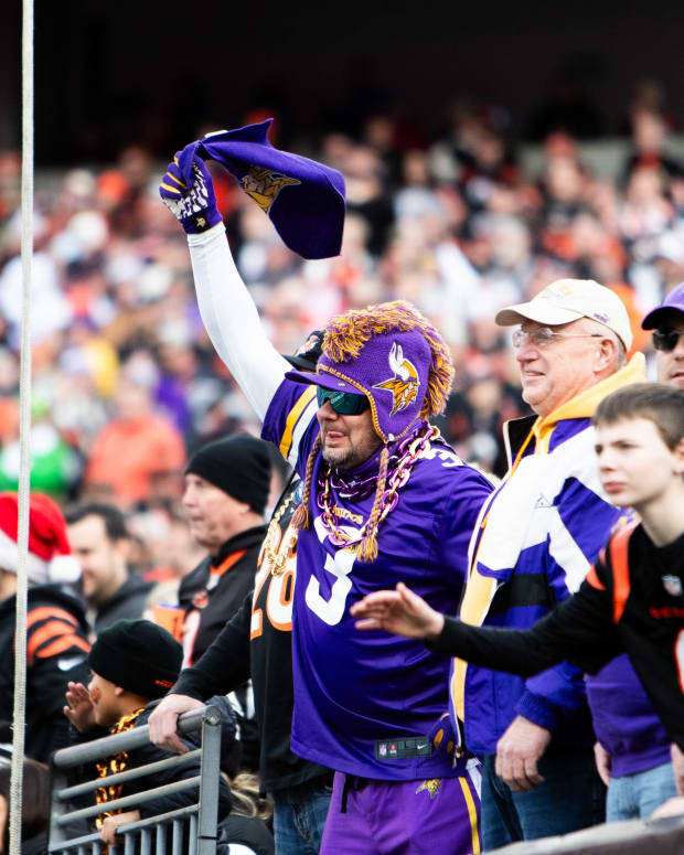 Vikings fans at the 2023 game in Cincinnati.