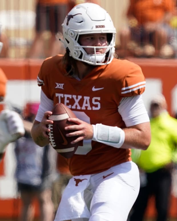 Texas Longhorns QB Quinn Ewers