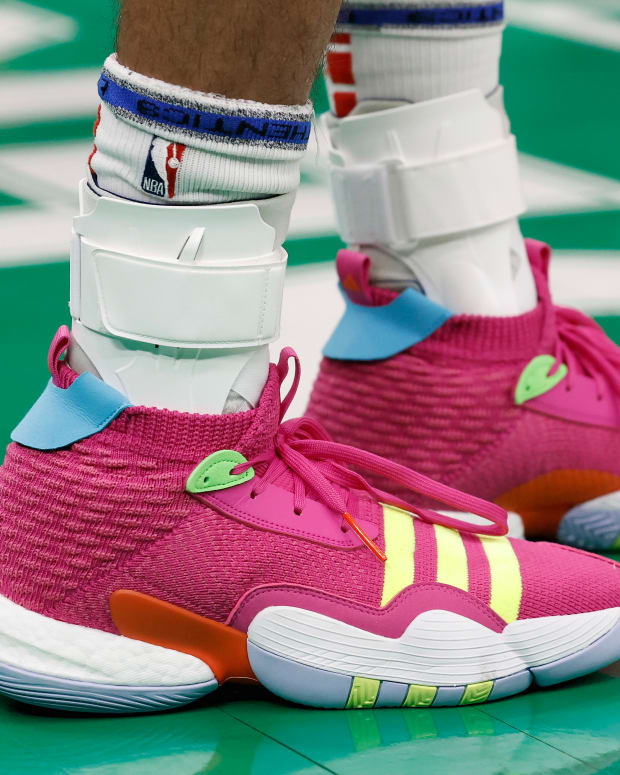 Jaylen Brown Ditches Custom Sneaker With Spelling Error - Sports  Illustrated FanNation Kicks News, Analysis and More