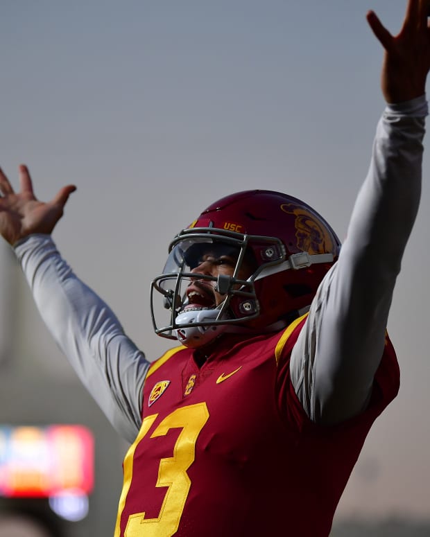 USC quarterback Caleb Williams celebrates a touchdown.
