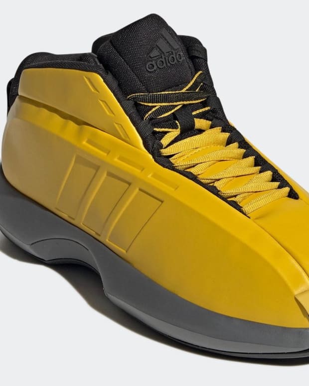 kobe shoes basketball