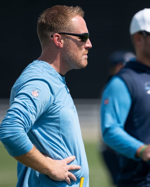 Tennessee Titans offensive coordinator Todd Downing looks over the field during practice at Ascension Saint Thomas Sports Park Thursday, Sept. 15, 2022, in Nashville, Tenn.