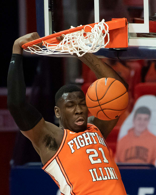 Illinois Fighting Illini center Kofi Cockburn (21) dunks the ball during the first half against the Penn State Nittany Lions at the State Farm Center.