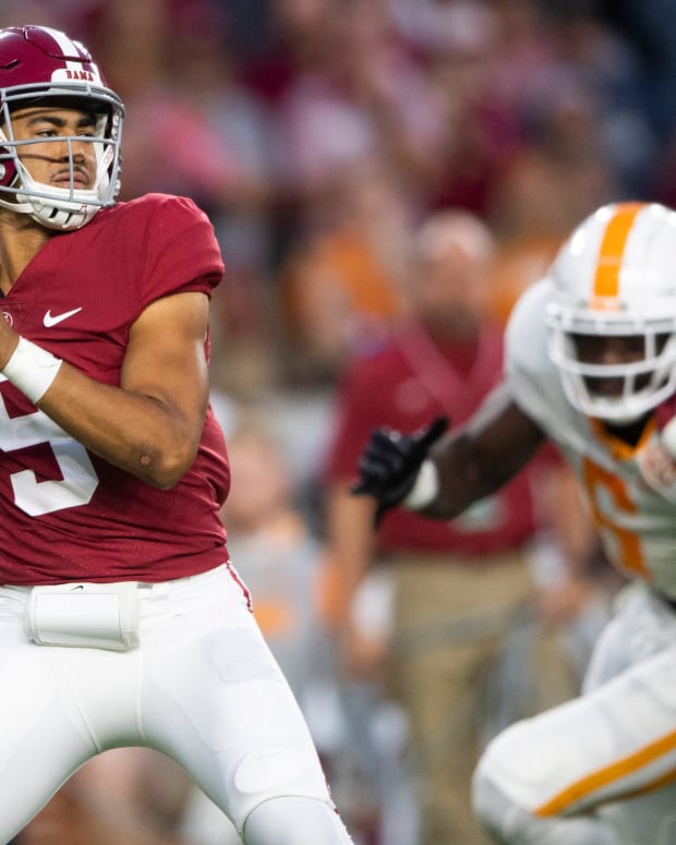 Alabama quarterback Bryce Young (9) during a football game between the Tennessee Volunteers and the Alabama Crimson Tide at Bryant-Denny Stadium in Tuscaloosa, Ala., on Saturday, Oct. 23, 2021
