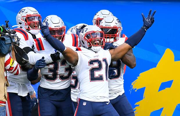 L.A. Story: New England Patriots Defeat Los Angeles Chargers 27-24; Move to 4-4 on the 2021 Season - Sports Illustrated New England Patriots News, Analysis and More - Vimarsana News