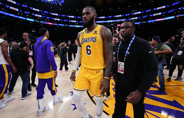 heat retire lebron's jersey