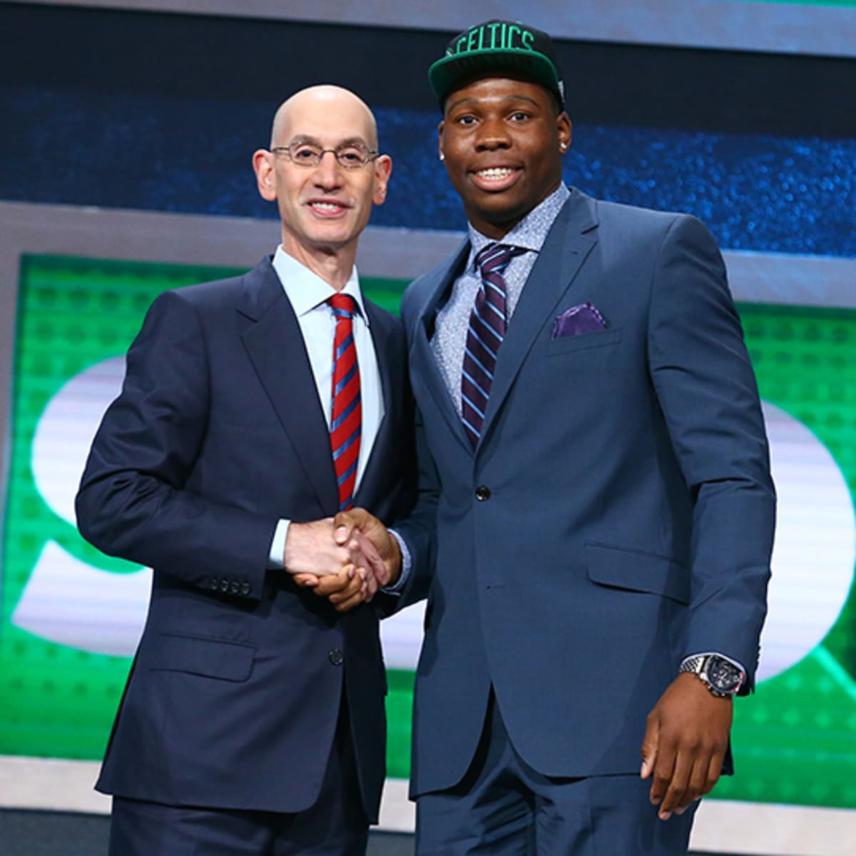 https://www.si.com/.image/c_fill%2Cw_1200%2Car_1%3A1%2Cf_auto%2Cq_auto%2Cg_auto/MTY4MTU1MjE0MTc1MDIwMzA1/guerschon-yabusele-boston-celtics-nba-draftjpg.jpg?utm_source=chatgpt.com