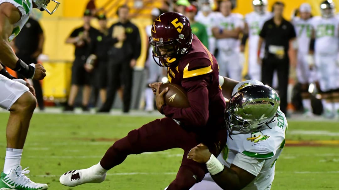 A Closer Look at Jordon Scott, the Heart of Oregon's Defense