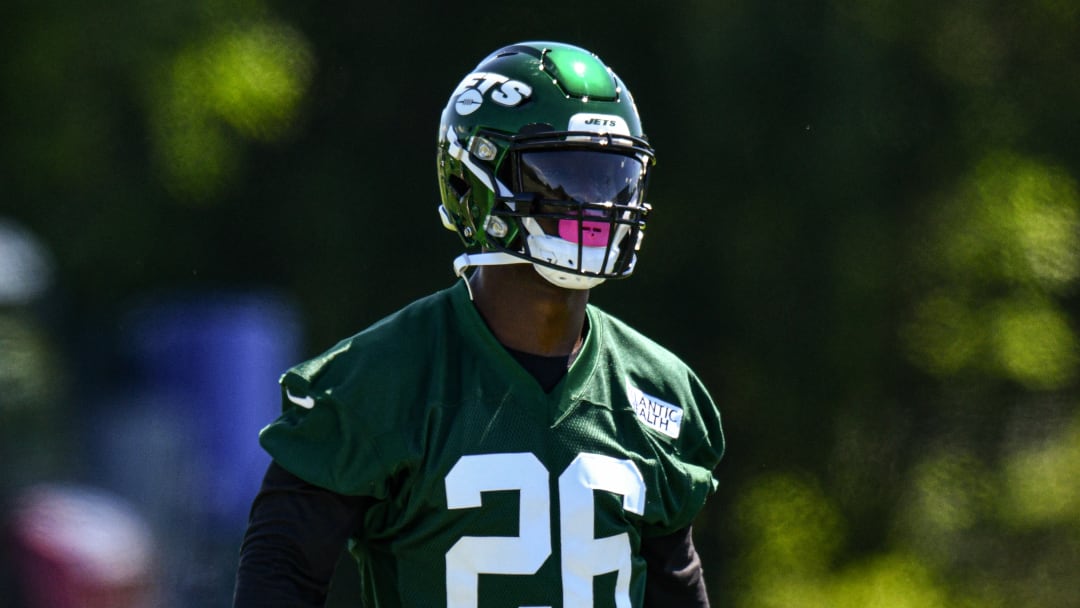 Jets' Le'Veon Bell on Coach Adam Gase: 'Our Relationship is Great'