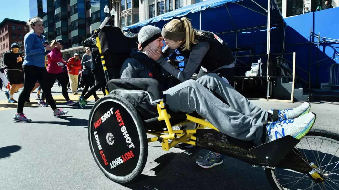 Woman Pushes Her Quadriplegic Boyfriend 26 Miles Along the Boston Marathon Route