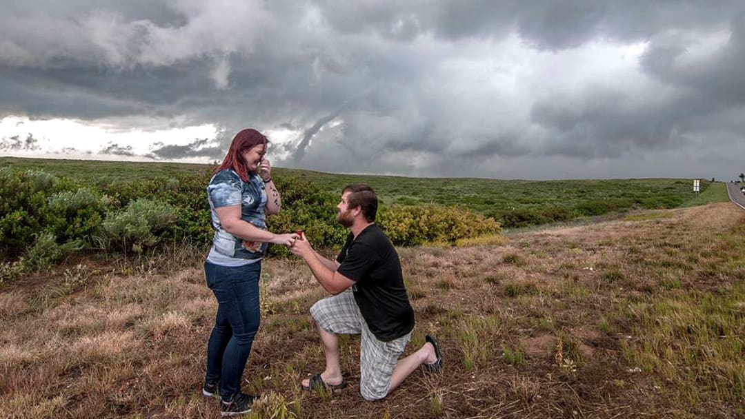 Texas man proposes to girlfriend in front of tornado