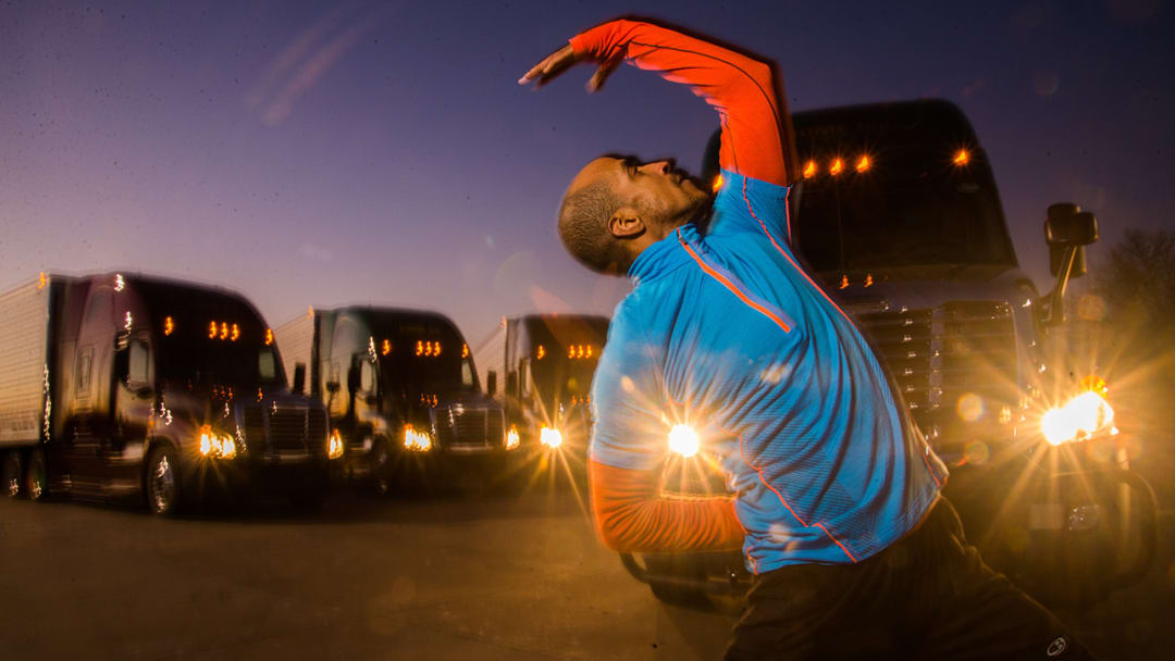 4-Minute Fit: 'America's fittest trucker' Siphiwe Baleka on how to build a better metabolism