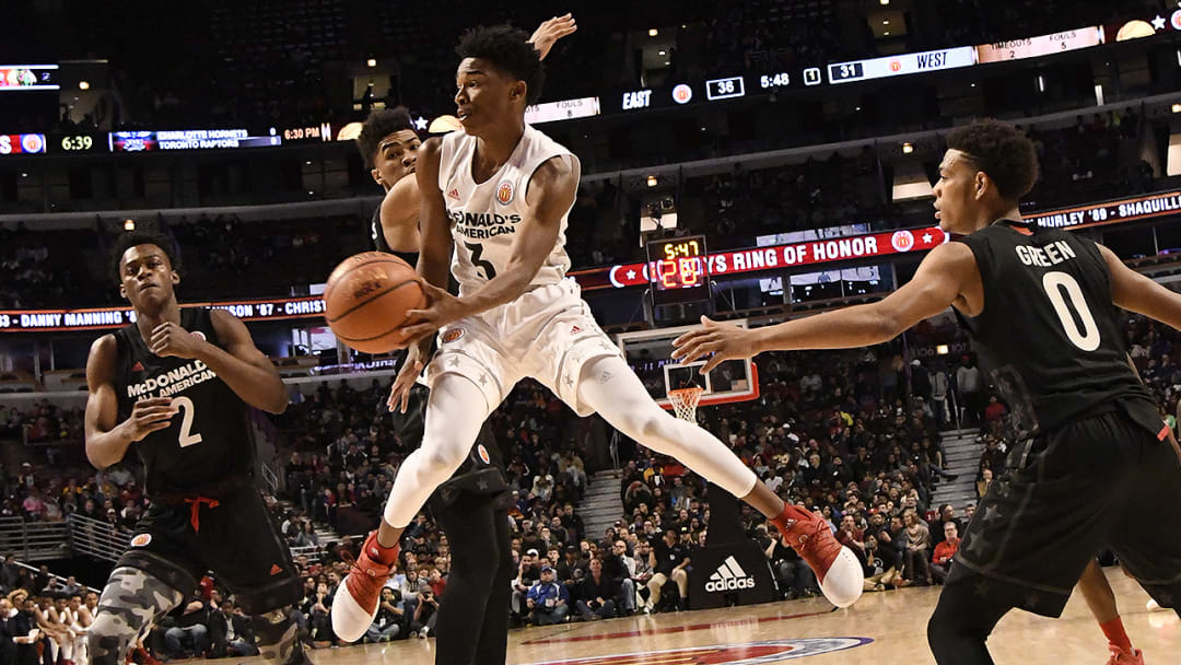 Jaylen Hands Could Be the Next Great UCLA Freshman Distributor