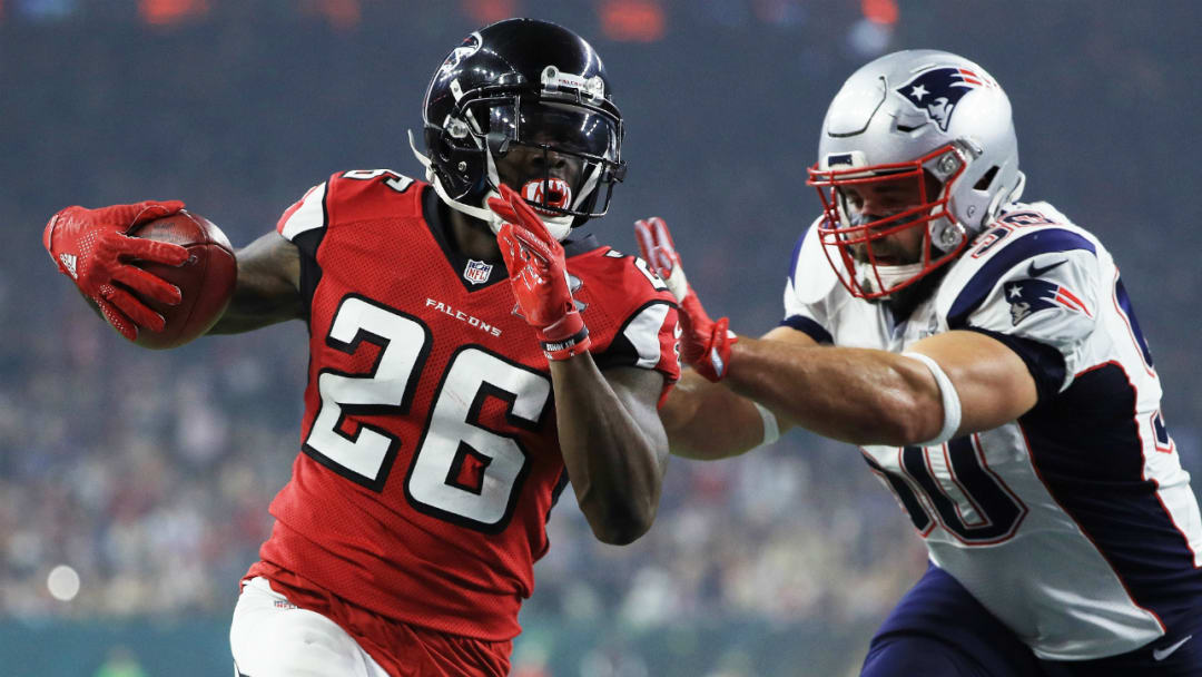 Should You Draft Tevin Coleman or Mike Gillislee in 2017 Fantasy Football Drafts?